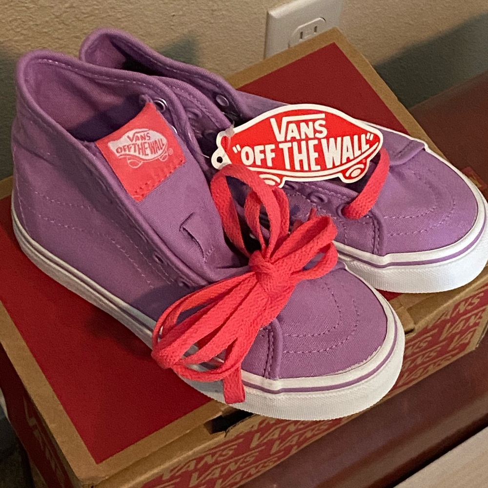 Girls Vans